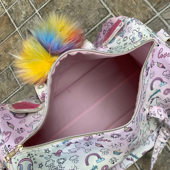 ✨Host Pick✨Under One Sky Unicorn Weekender Duffel Bag Gold Accents, Pink… - Picture 9 of 12